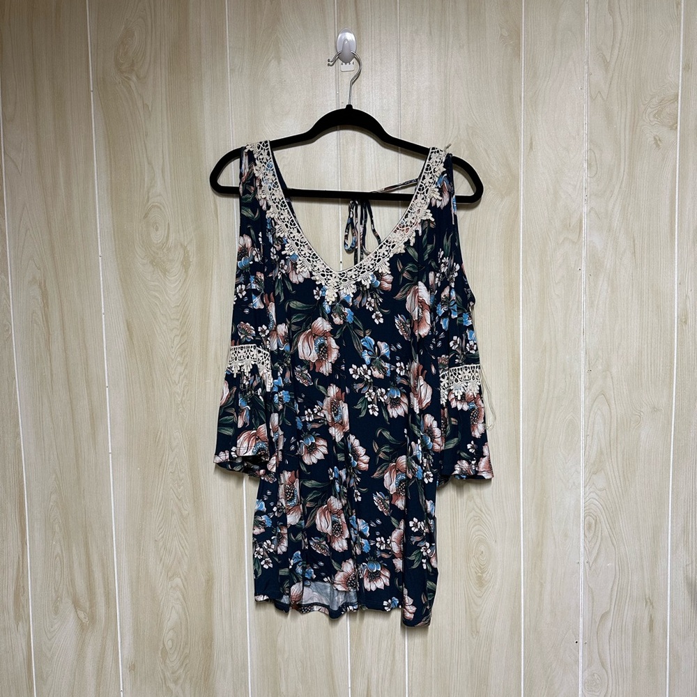 Floral Cold Shoulder Blouse